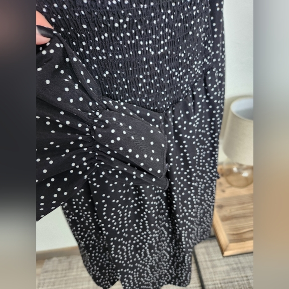 MISSGUIDED POLKA-DOT DRESS - Picture 4 of 7
